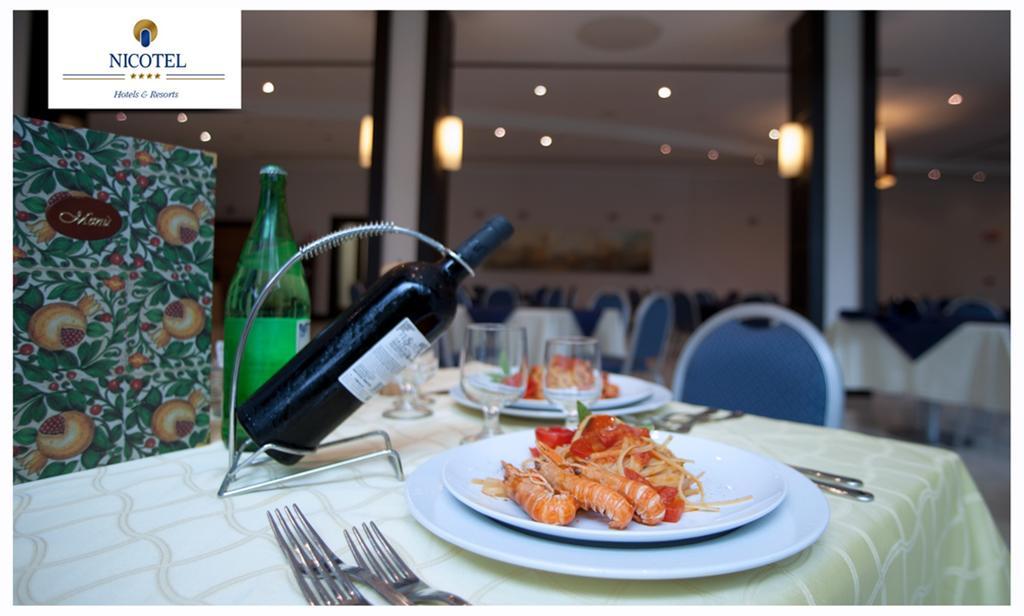 Nicotel Pineto Castellaneta Marina Ngoại thất bức ảnh