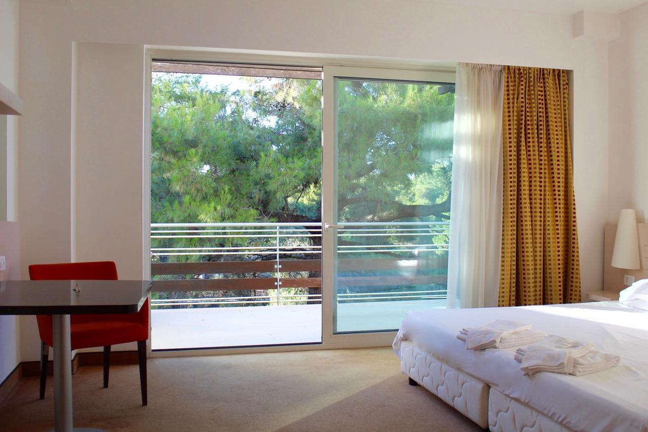 Nicotel Pineto Castellaneta Marina Phòng bức ảnh